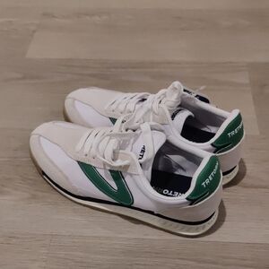 New!TRETORN Kelly Green Kristine Retro Jogger Sneakers 7.5